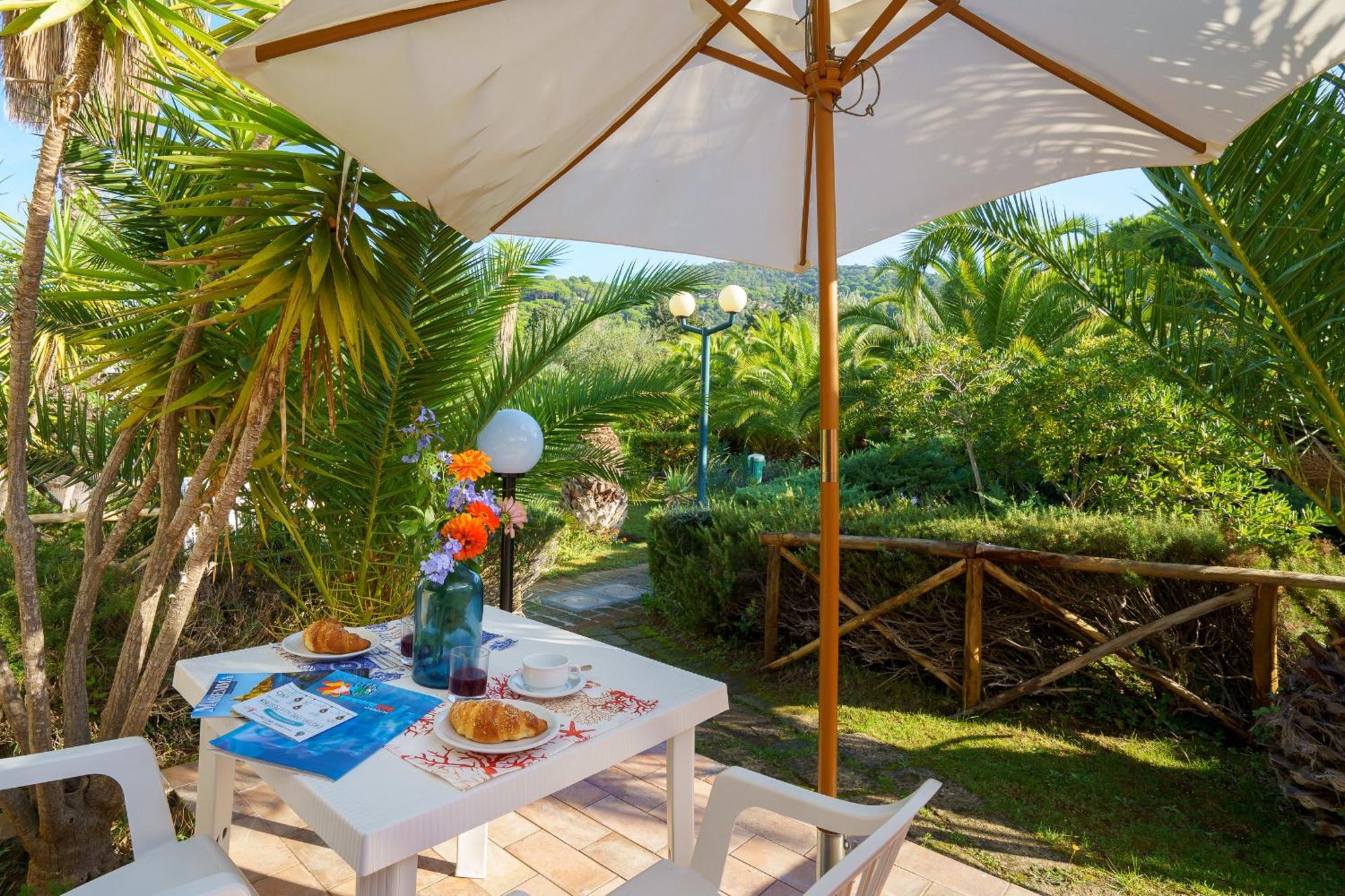 Residence Solemaremma カスティリオーネ・デッラ・ペスカーイア エクステリア 写真