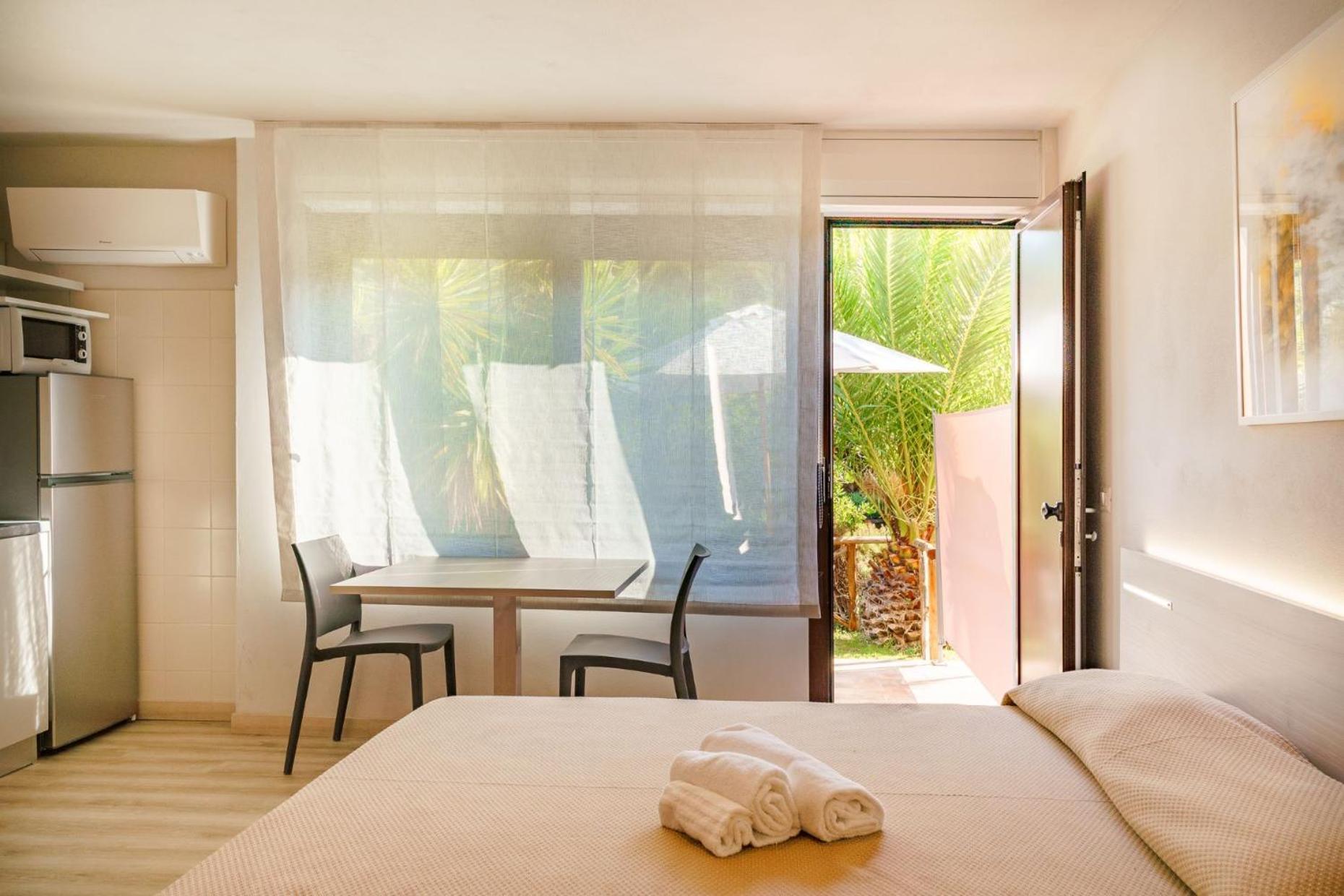 Residence Solemaremma カスティリオーネ・デッラ・ペスカーイア エクステリア 写真
