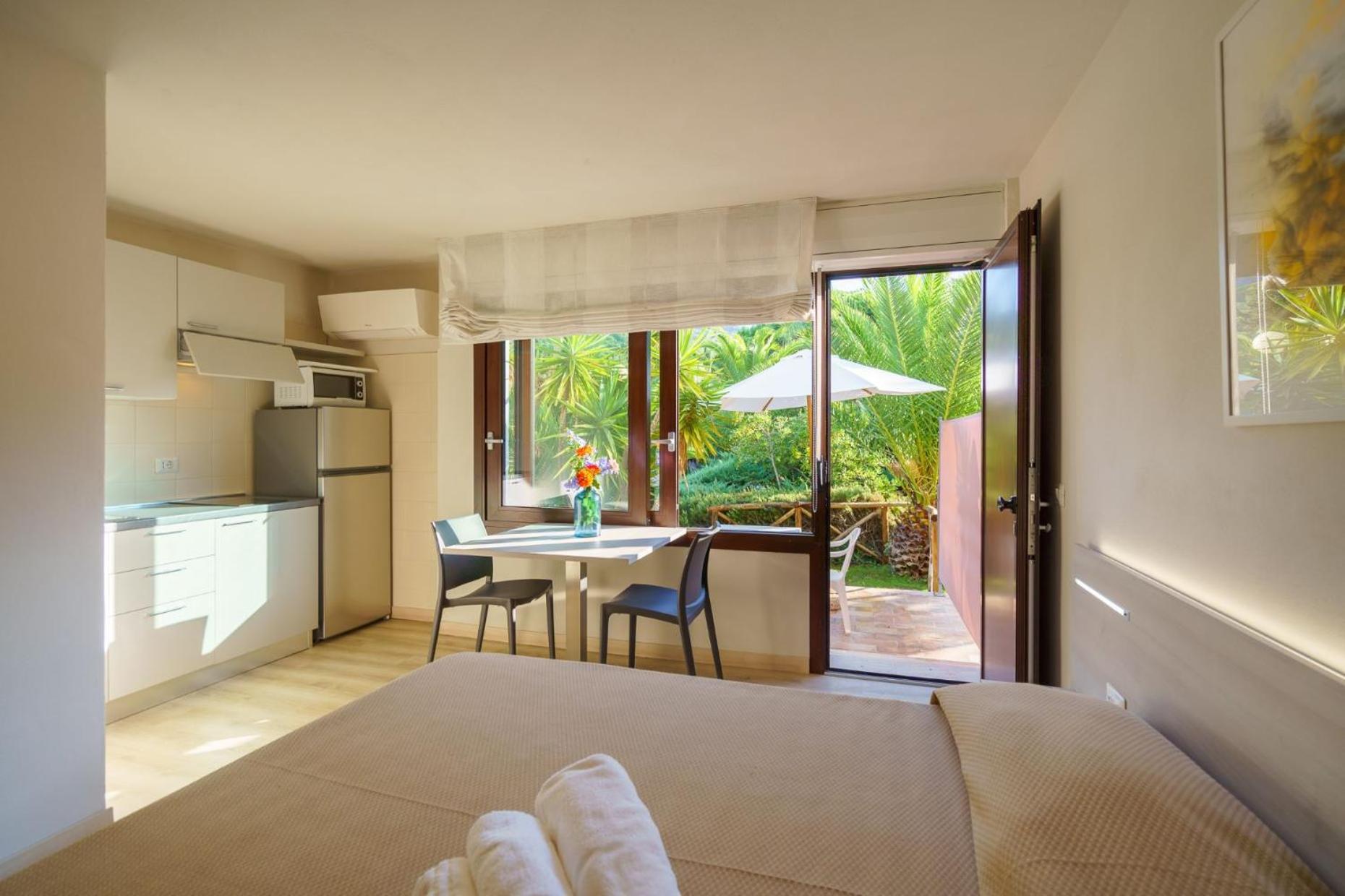 Residence Solemaremma カスティリオーネ・デッラ・ペスカーイア エクステリア 写真